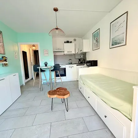Apartment Saint Clair-centre Port-wifi-climatisation *
